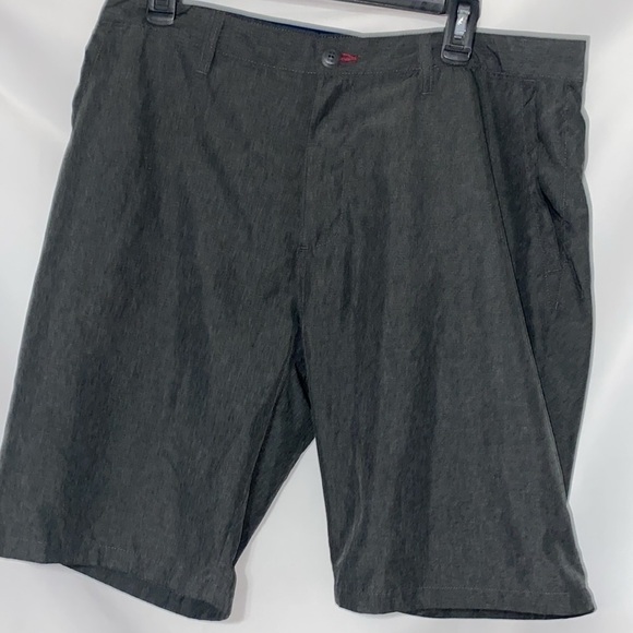 Magellan Flex FISH GEAR MENS SIZE 34 Outdoors Black gray Flat Front Shorts clean - Picture 5 of 9